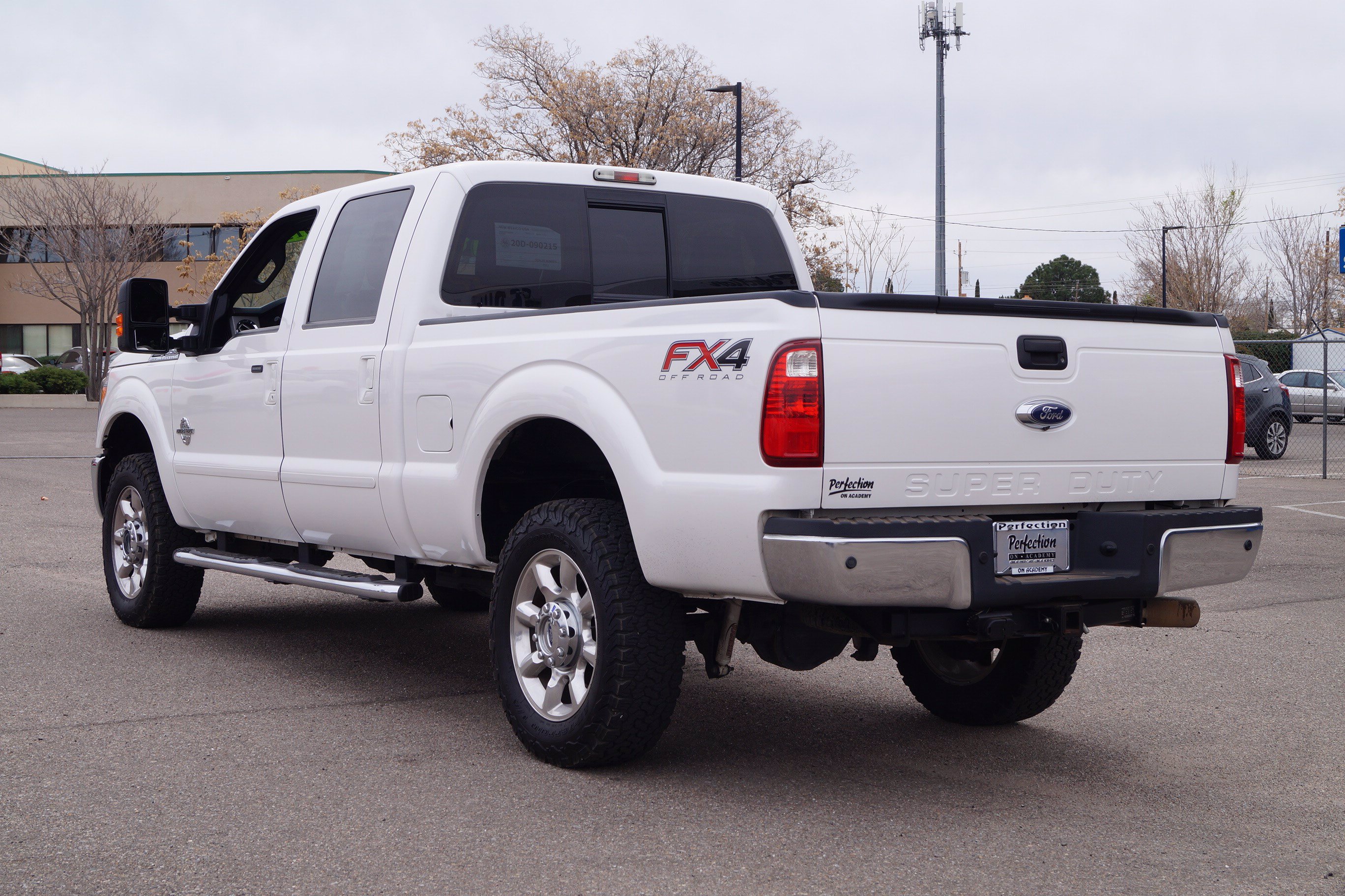 Pre-Owned 2015 Ford Super Duty F-350 SRW Lariat Crew Cab Pickup In ...