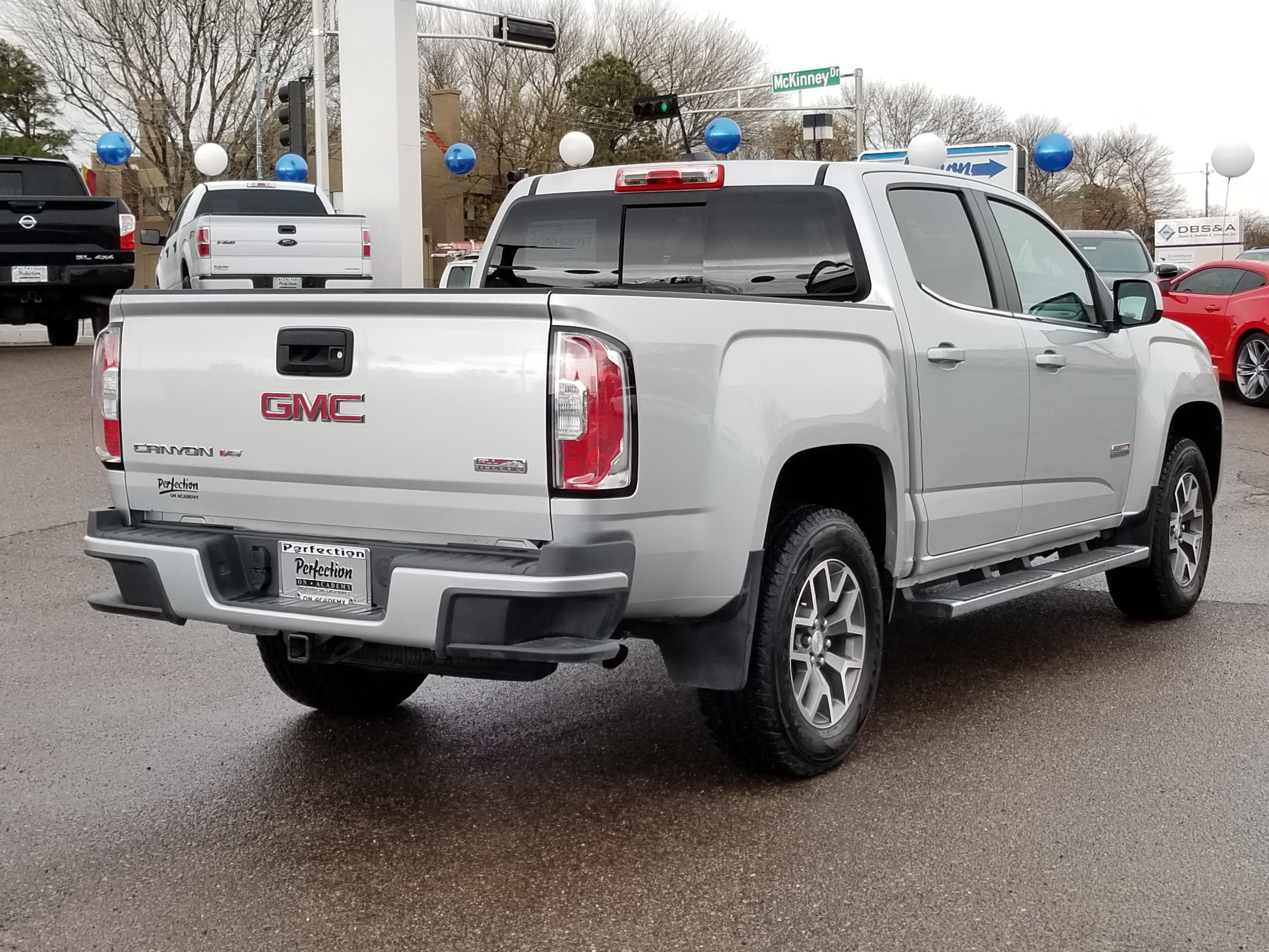 Pre-Owned 2018 GMC Canyon 4WD All Terrain w/Cloth Crew Cab Pickup in ...