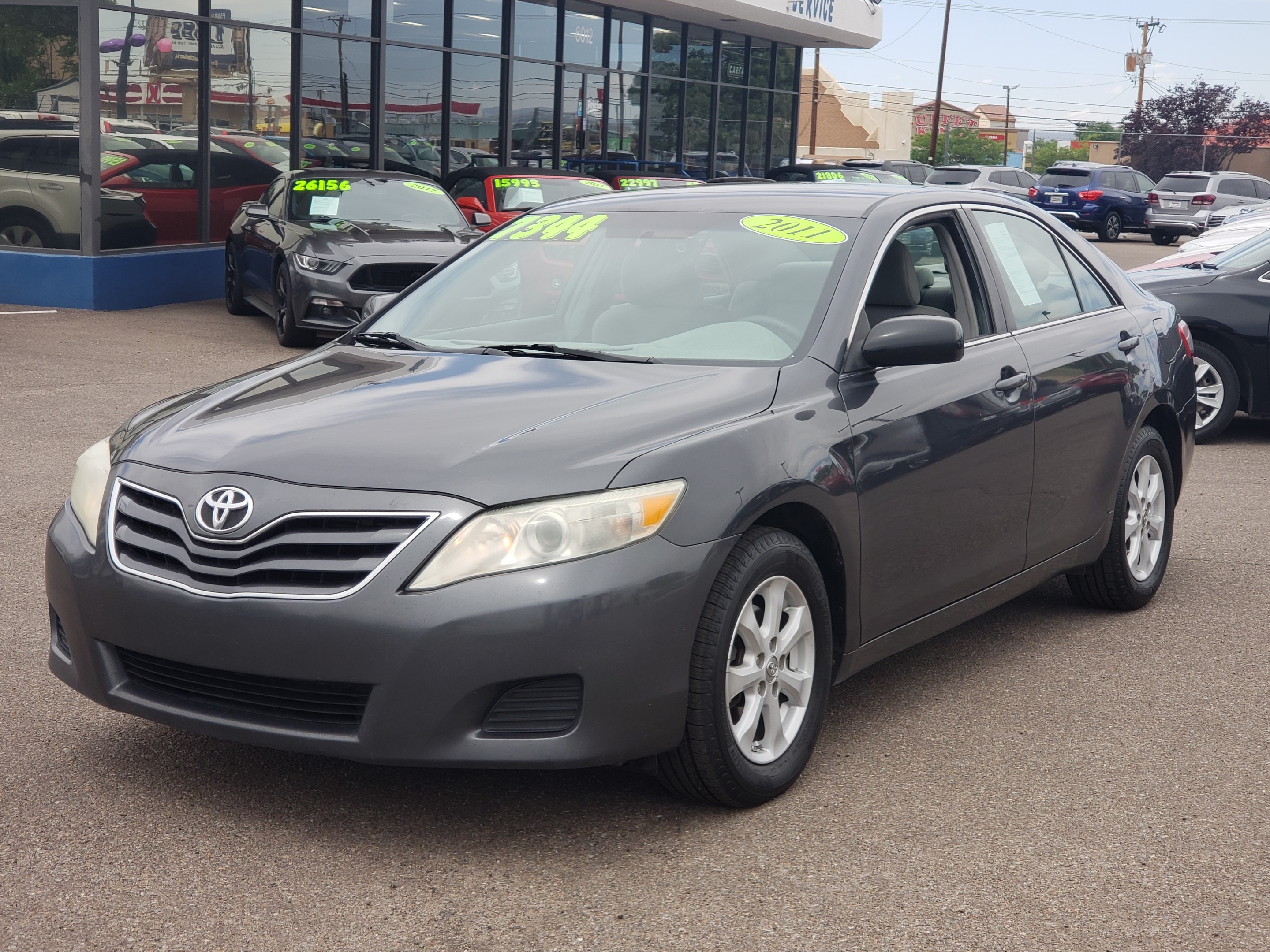 Toyota camry 2011 года